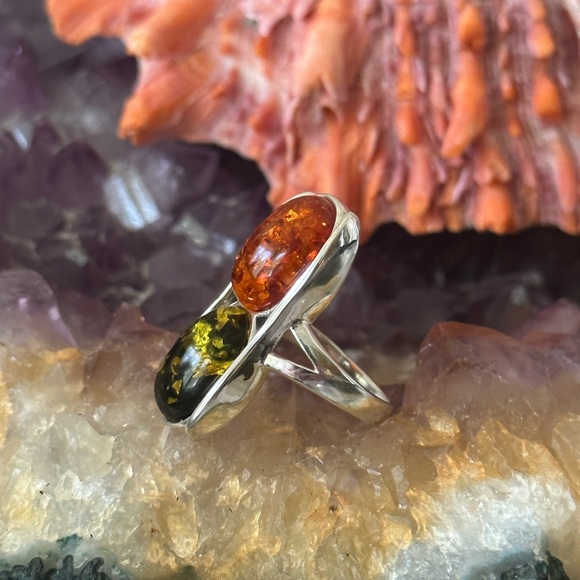 Double stone Amber sterling silver ring - Picture 2 of 6